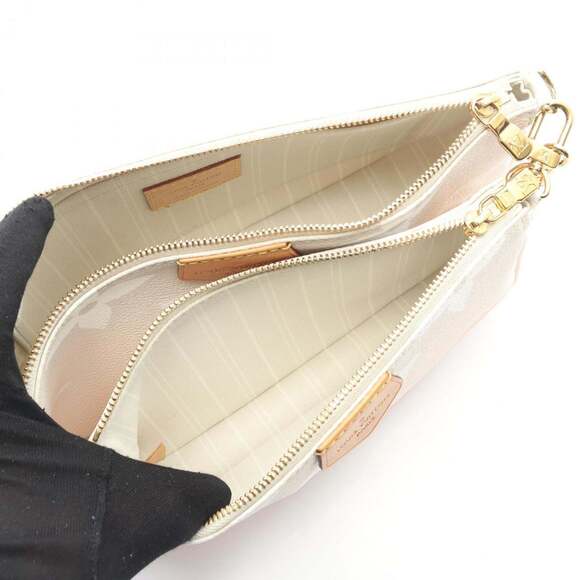 Louis Vuitton Multi Pochette Accessoires Shoulder Bag in Monogram Giant, PVC-... - Picture 3 of 7